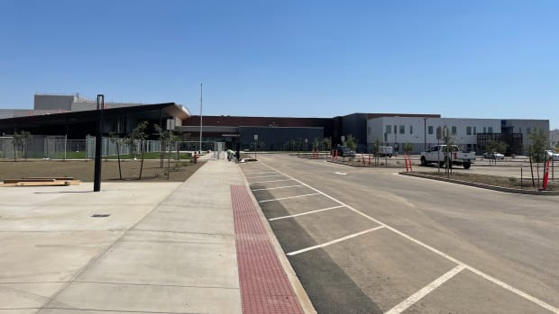 Crismon High School